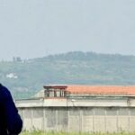 Pacco con smartphone e sim rinvenuto dalla polizia penitenziaria  a…
